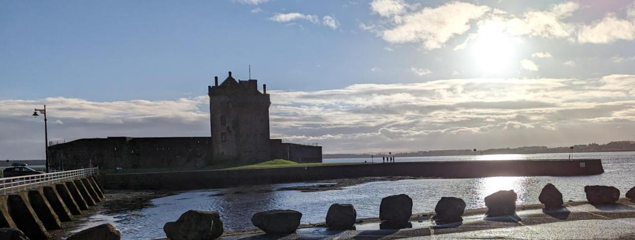 Spacious, Modern 3 Bedroom Luxury Flat In Centre Location Broughty Ferry Esterno foto